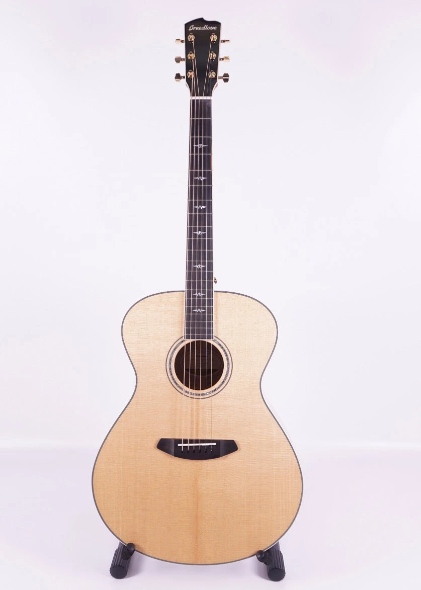 Breedlove Stage Exotic Concerto E - Myrtlewood 2 Breedlove Stage Exotic Concerto E - Myrtlewood