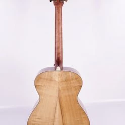 Breedlove Stage Exotic Concerto E - Myrtlewood 8 Breedlove Stage Exotic Concerto E - Myrtlewood