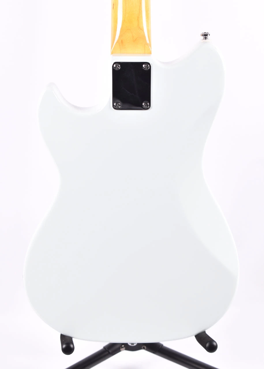 G&L Tribute Fallout, Sonic Blue 5 G&L Tribute Fallout, Sonic Blue