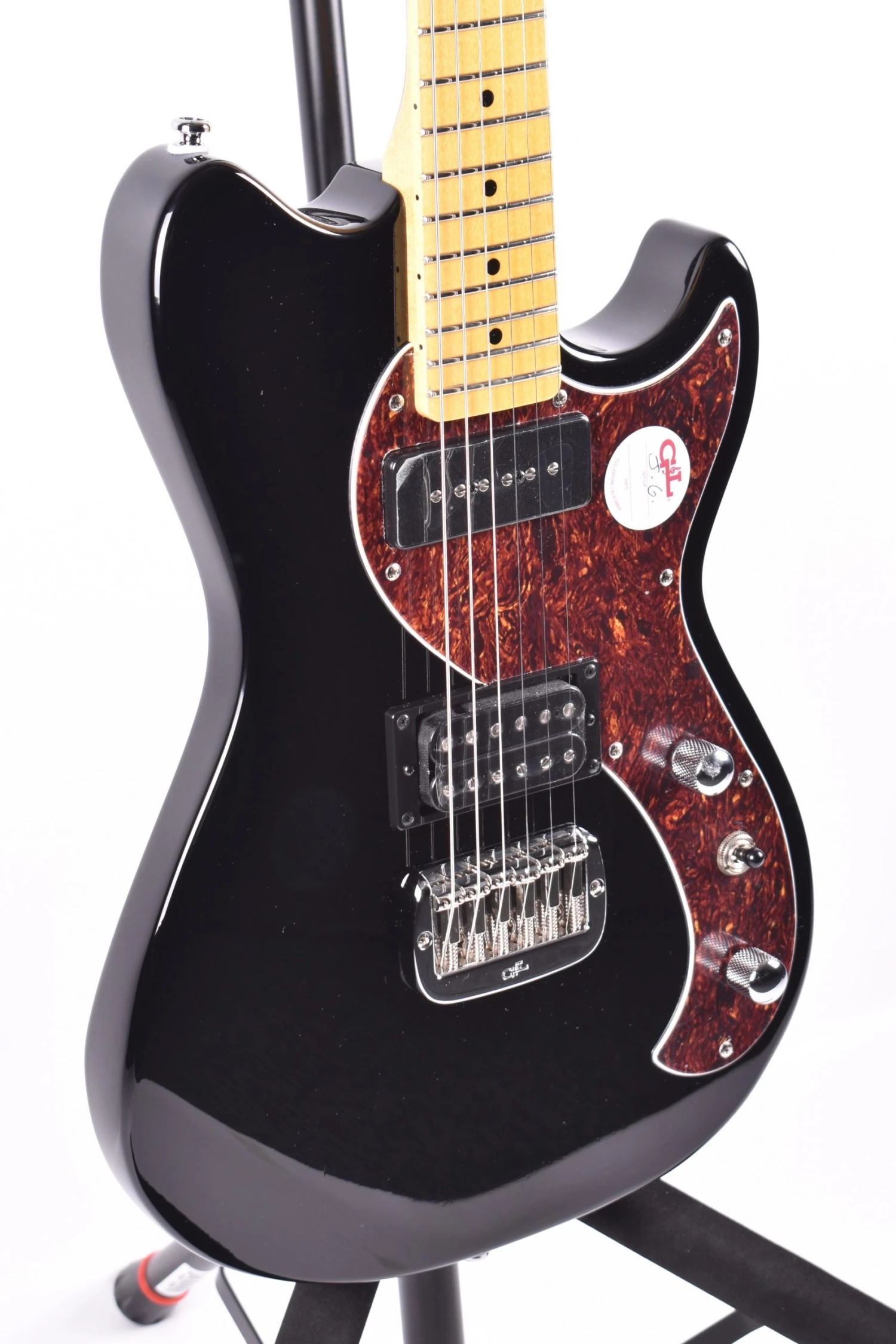 G&L Tribute Fallout, Gloss Black 1 G&L Tribute Fallout, Gloss Black