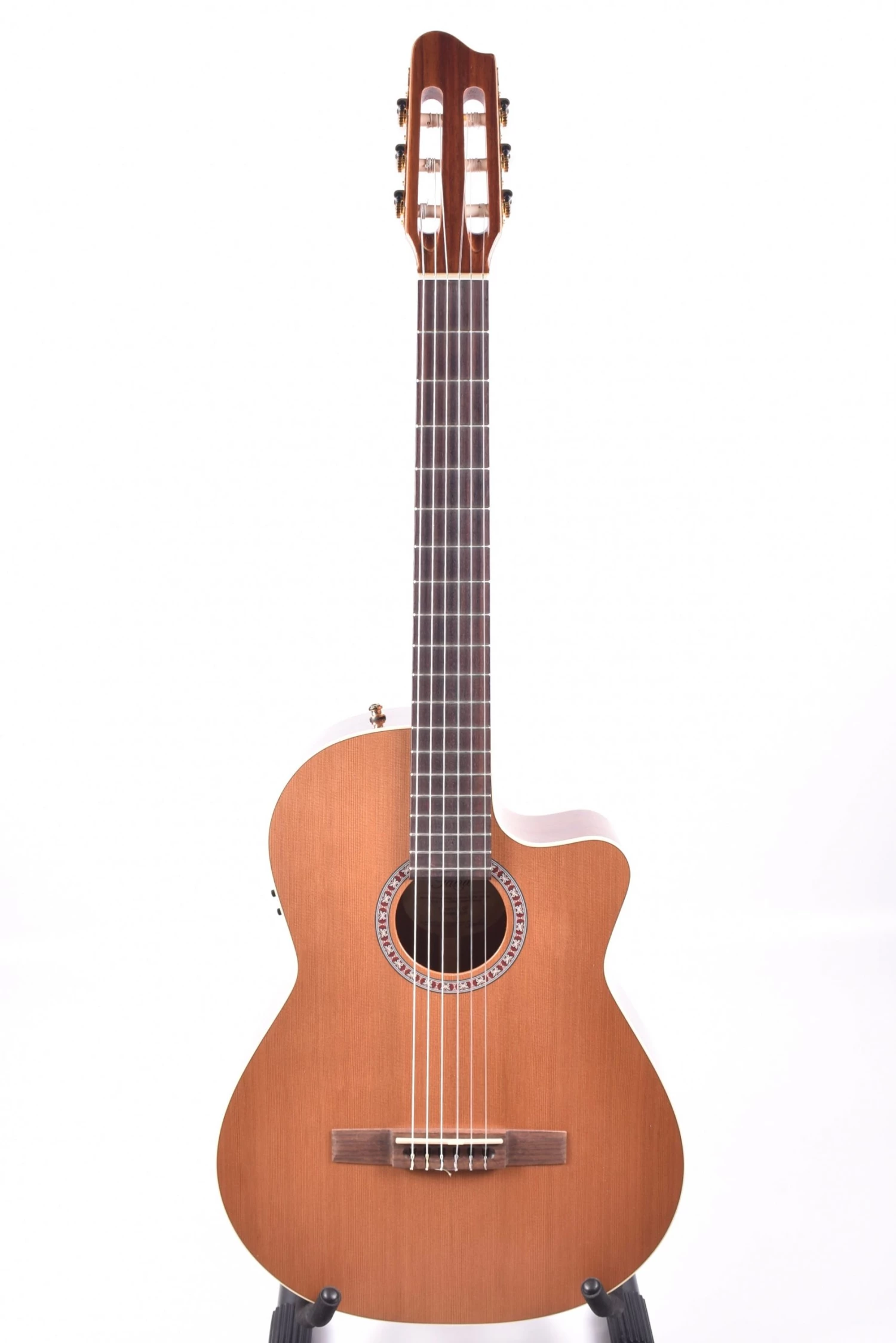 Acoustic Guitars LaPetrie Concert Cutaway 2 Acoustic Guitars LaPetrie Concert Cutaway