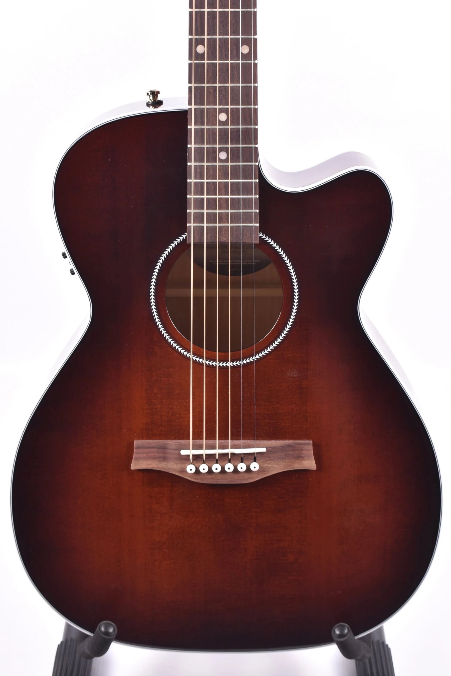 Seagull Performer CW Concert Hall Burnt Umber QIT 4 Seagull Performer CW Concert Hall Burnt Umber QIT